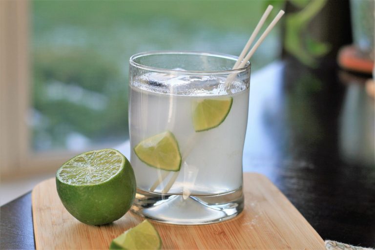 OyaNow Cocktail Chronicle: Gin & Tonic
